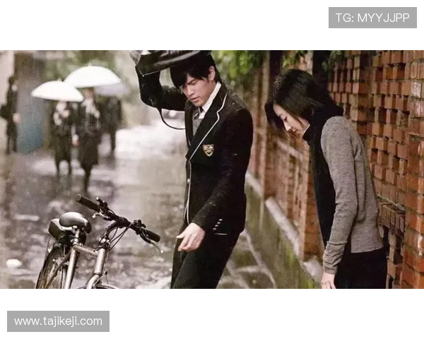 隐秘动机牵引命运纠葛与真相浮现的都市悬疑情感群像剧